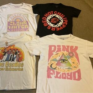 Graphic Band T-Shirts Set